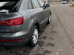 Grigio Usata 2014 Audi Q3 SUV | 11.000 €