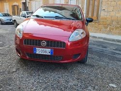 Usata 2007 Fiat Grande Punto Due volumi | 3300 € (Cara)