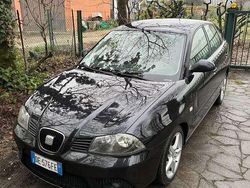 Usata 2006 Seat Ibiza Reference Tre volumi | 3800 € (Molto cara)