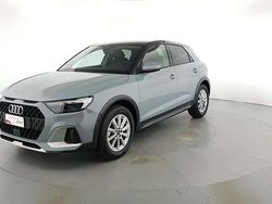 Grigio freccia perla grigio ma Nuova 2025 Audi A1 Business Due volumi | 26.900 € (Buon prezzo)
