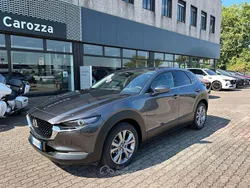 Machine gray Nuova 2025 Mazda CX-30 Exclusive SUV | 29.200 €
