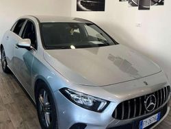 Argento Usata 2019 Mercedes A180 Tre volumi | 21.800 € (Buon prezzo)