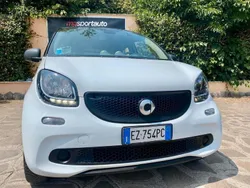 Bianco Usata 2015 Smart ForFour Passion Tre volumi | 9480 € (Buon prezzo)