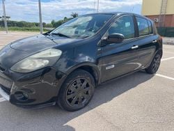 Usata 2010 Renault Clio II Due volumi | 3000 € (Buon prezzo)