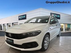 Bianco gelato Usata 2024 Fiat Tipo Cross Tre volumi | 22.550 € (Molto cara)