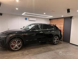Nero Usata 2020 Maserati Levante SUV | 41.999 € (Buon prezzo)