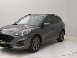 Grigio Usata 2022 Ford Kuga ST-Line SUV | 22.990 € (Buon prezzo)