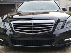 Usata 2010 Mercedes E220 Avantgarde Tre volumi | 7500 € (Buon prezzo)