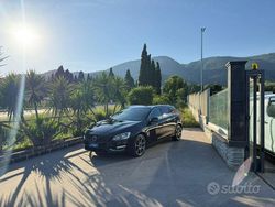 Nero(met.) Usata 2016 Volvo V60 Ocean Race Station wagon | 9900 € (Molto cara)