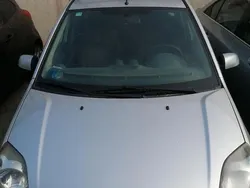 Usata 2005 Ford Fiesta Due volumi | 600 € (Ottimo prezzo)