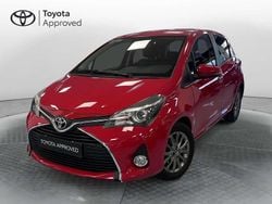Rosso Usata 2016 Toyota Yaris Business Edition Tre volumi | 9900 € (Buon prezzo)