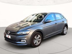 Limestone grey metallizzato Usata 2018 VW Polo Comfortline Tre volumi | 12.900 € (Buon prezzo)