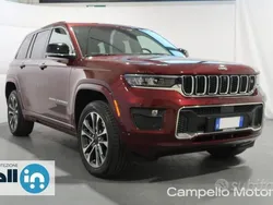 Rosso Usata 2023 Jeep Grand Cherokee Overland SUV | 71.400 € (Buon prezzo)