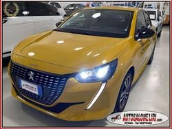 Oro Usata 2021 Peugeot 208 Allure Due volumi | 13.400 € (Buon prezzo)