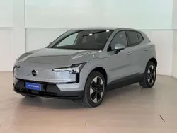 Grigio Nuova 2025 Volvo EX30 Core SUV | 32.500 € (Buon prezzo)