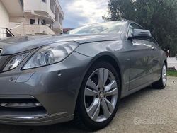 Grigio Usata 2011 Mercedes E220 Coupé | 10.000 € (Buon prezzo)