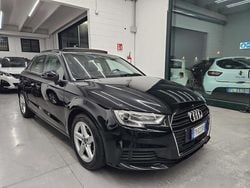 Nero Usata 2019 Audi A3 Sportback g-tron Sport Due volumi | 12.900 € (Super prezzo)