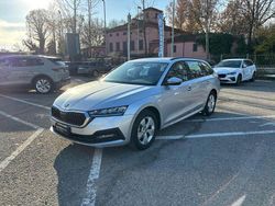 Argento Usata 2023 Skoda Octavia Executive Station wagon | 20.800 € (Ottimo prezzo)