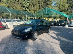 Nero Usata 2010 Renault Clio II Tre volumi | 3400 € (Buon prezzo)