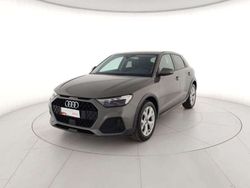 Grigio Usata 2024 Audi A1 Business Due volumi | 29.800 € (Molto cara)
