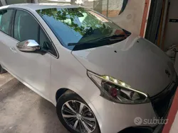 Usata 2019 Peugeot 208 Due volumi | 9000 € (Super prezzo)
