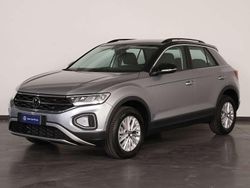 Pyrit silver nero Usata 2024 VW T-Roc Life SUV | 27.500 € (Buon prezzo)