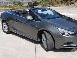 Marrone Usata 2013 Opel Cascada Cabrio | 9500 €