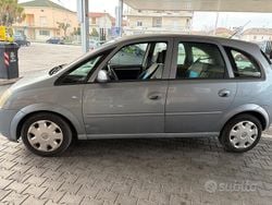 Usata 2004 Opel Meriva Monovolume | 1800 €