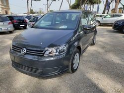 Grigio Usata 2014 VW Touran Comfortline Monovolume | 11.300 € (Cara)