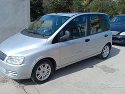 Grigio Usata 2006 Fiat Multipla Emotion Monovolume | 3200 € (Buon prezzo)