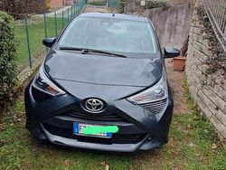 Nero Usata 2019 Toyota Aygo X-play Due volumi | 10.650 € (Buon prezzo)