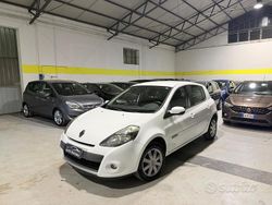 Bianco Usata 2012 Renault Clio IV Tre volumi | 3450 € (Ottimo prezzo)