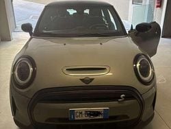 Grigio Usata 2022 Mini Cooper SE Classic Due volumi | 17.000 € (Ottimo prezzo)