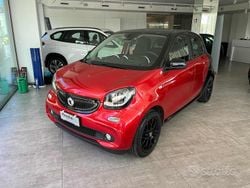 Rosso Usata 2015 Smart ForFour Prime Due volumi | 8500 € (Cara)