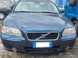 Blu Usata 2005 Volvo S60 Momentum Tre volumi | 1800 € (Ottimo prezzo)