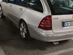Usata 2003 Mercedes C270 Avantgarde Station wagon | 1500 €