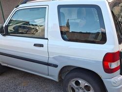 Usata 2001 Mitsubishi Pajero SUV | 2500 € (Super prezzo)