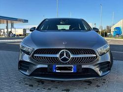 Grigio Usata 2021 Mercedes A180 Premium Tre volumi | 25.500 € (Buon prezzo)