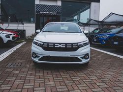 Bianco Usata 2024 Dacia Sandero Expression Due volumi | 13.900 € (Super prezzo)