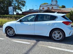 Bianco Usata 2018 Ford Focus Tre volumi | 9900 €