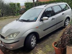 Argento Usata 2003 Ford Focus Zetec Station wagon | 1250 € (Buon prezzo)
