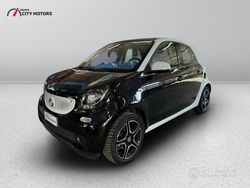 Nero Usata 2015 Smart ForFour Proxy Due volumi | 8950 € (Cara)