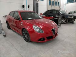 Rosso Usata 2015 Alfa Romeo Giulietta Due volumi | 9000 € (Buon prezzo)