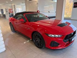 Race red Usata 2024 Ford Mustang GT Convertible Cabrio | 54.200 €