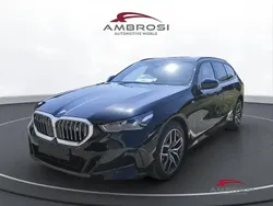 Black sapphire metallizzato Nuova 2025 BMW i5 M Sport Tre volumi | 64.000 € (Ottimo prezzo)