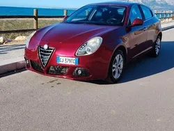 Usata 2011 Alfa Romeo Giulietta Due volumi | 4800 € (Buon prezzo)