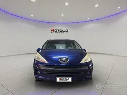 Usata 2007 Peugeot 207 Tre volumi | 2900 € (Buon prezzo)