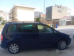 Blu Usata 2005 VW Touran Monovolume | 4200 € (Molto cara)