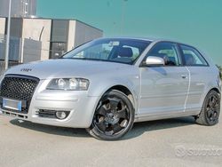 Argento Usata 2006 Audi A3 Ambiente Tre volumi | 4800 € (Buon prezzo)
