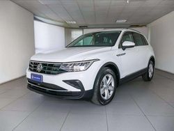 Pure white Usata 2022 VW Tiguan Life SUV | 21.900 € (Super prezzo)